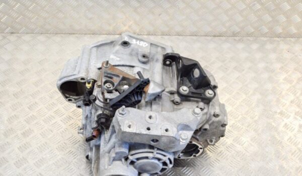 VW Scirocco manual gearbox NFU 2.0 L 103kW